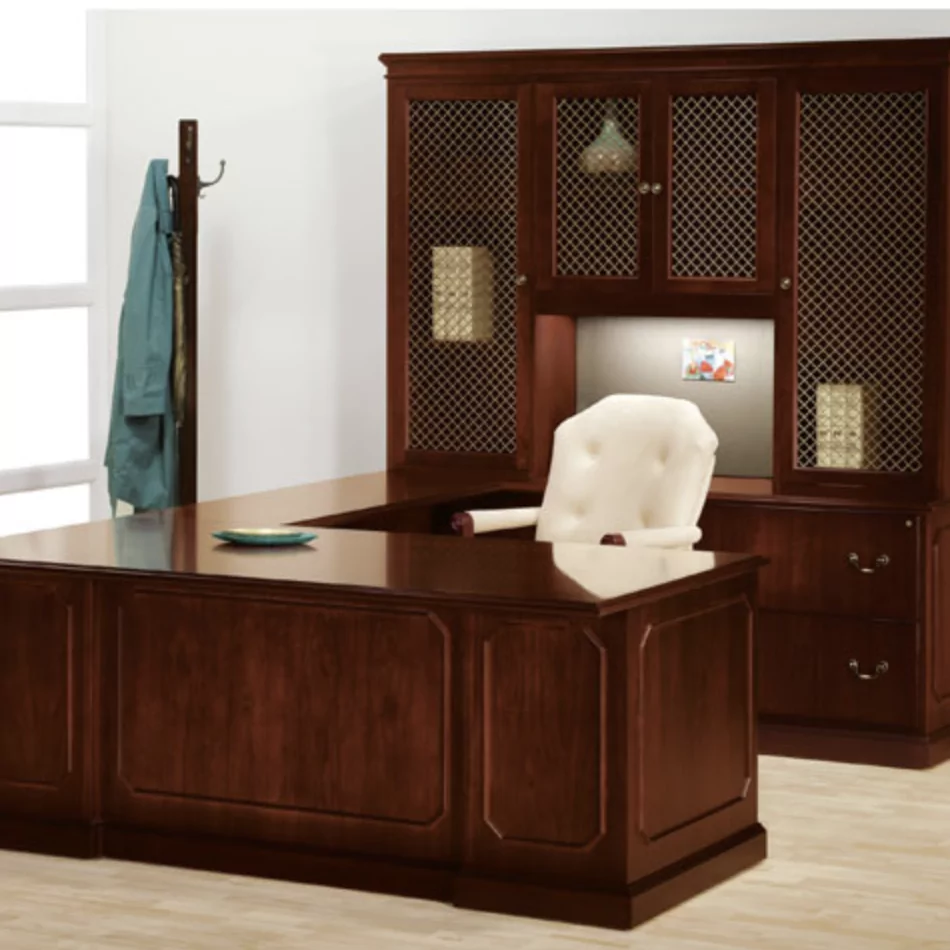 Traditional Hutch 1