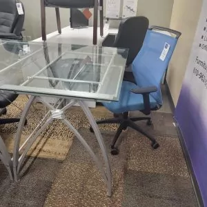 Used Furniture 106